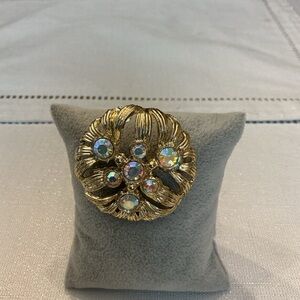Trifari Vintage Goldtone Brooch